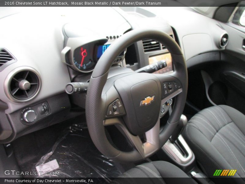 Mosaic Black Metallic / Dark Pewter/Dark Titanium 2016 Chevrolet Sonic LT Hatchback