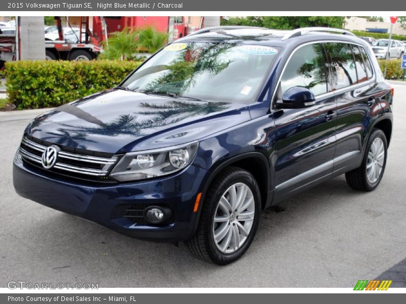 Night Blue Metallic / Charcoal 2015 Volkswagen Tiguan SE