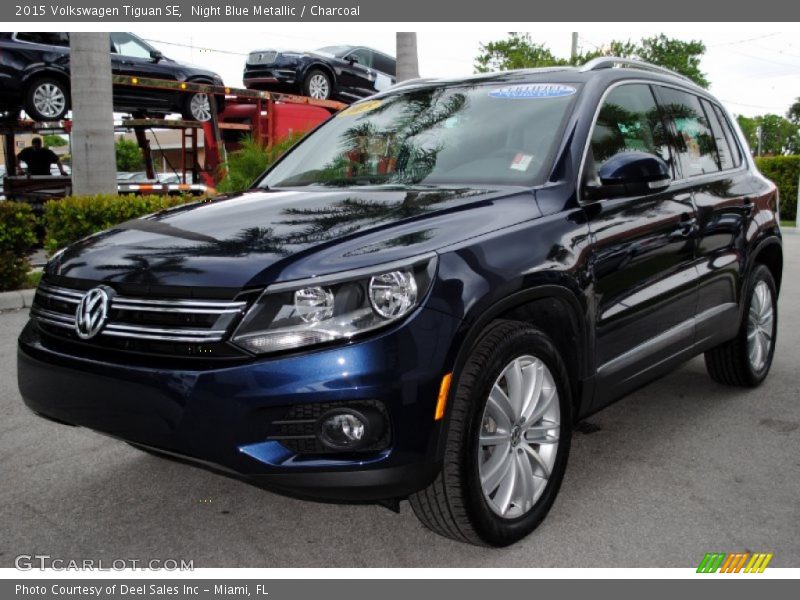 Night Blue Metallic / Charcoal 2015 Volkswagen Tiguan SE