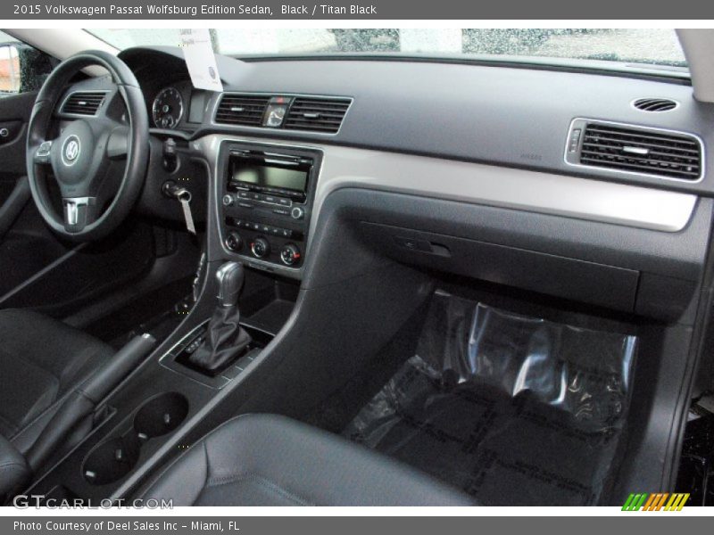 Black / Titan Black 2015 Volkswagen Passat Wolfsburg Edition Sedan