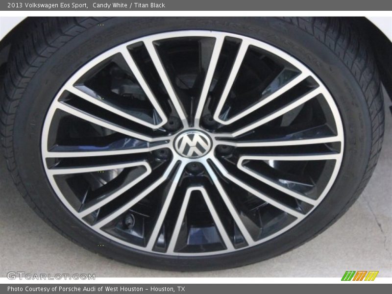 Candy White / Titan Black 2013 Volkswagen Eos Sport
