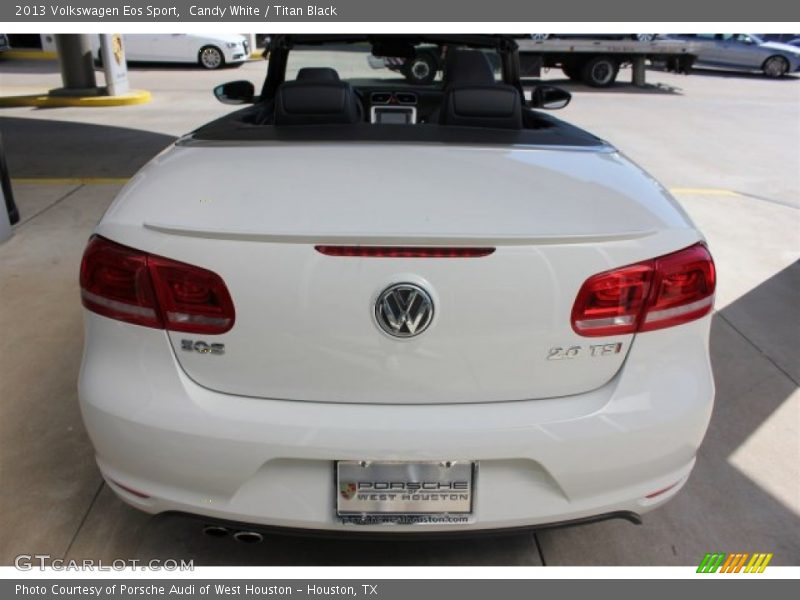 Candy White / Titan Black 2013 Volkswagen Eos Sport