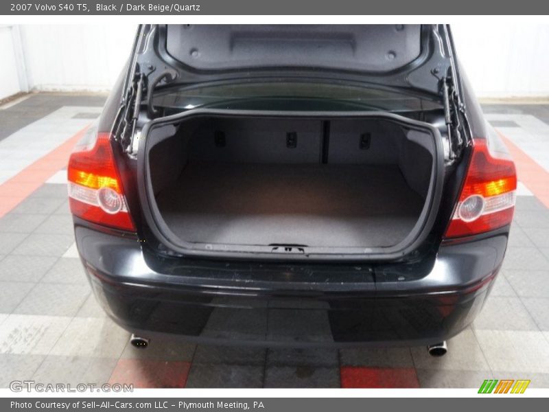 Black / Dark Beige/Quartz 2007 Volvo S40 T5