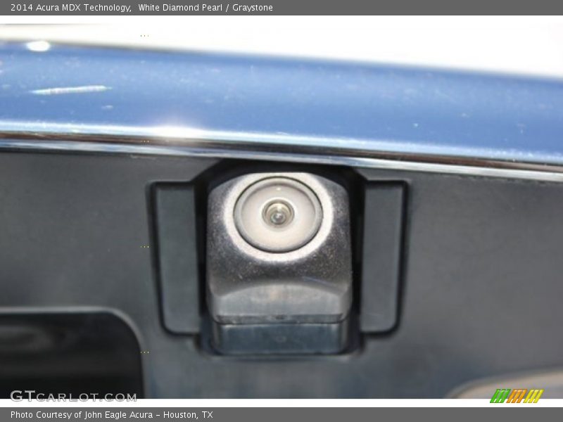 White Diamond Pearl / Graystone 2014 Acura MDX Technology