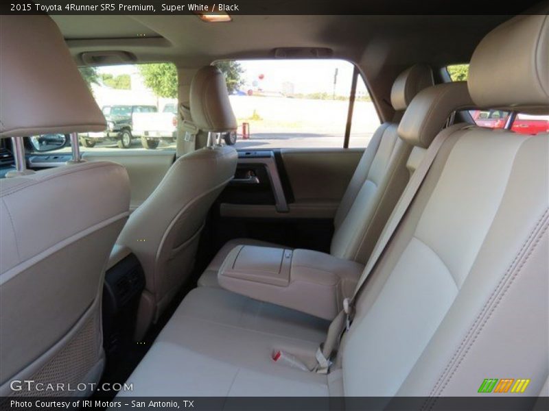 Super White / Black 2015 Toyota 4Runner SR5 Premium