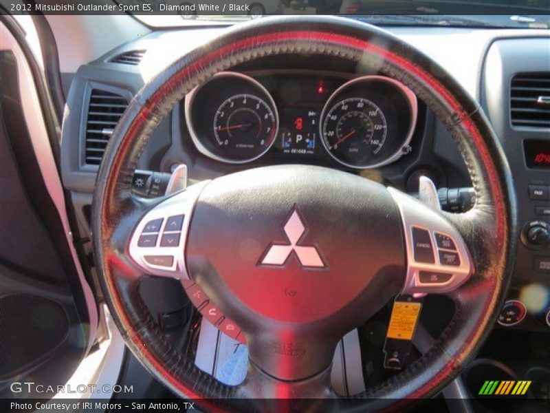 Diamond White / Black 2012 Mitsubishi Outlander Sport ES