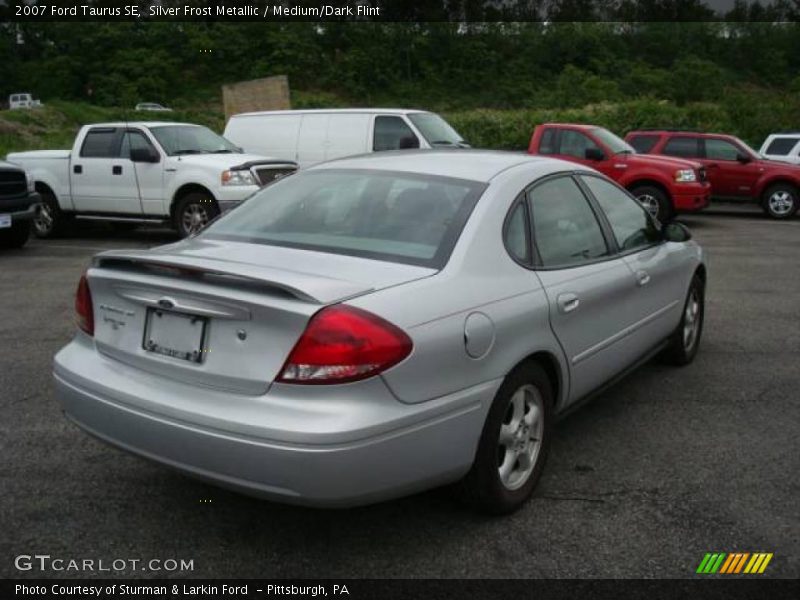 Silver Frost Metallic / Medium/Dark Flint 2007 Ford Taurus SE