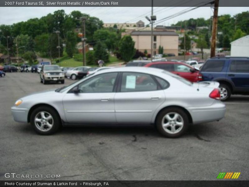 Silver Frost Metallic / Medium/Dark Flint 2007 Ford Taurus SE