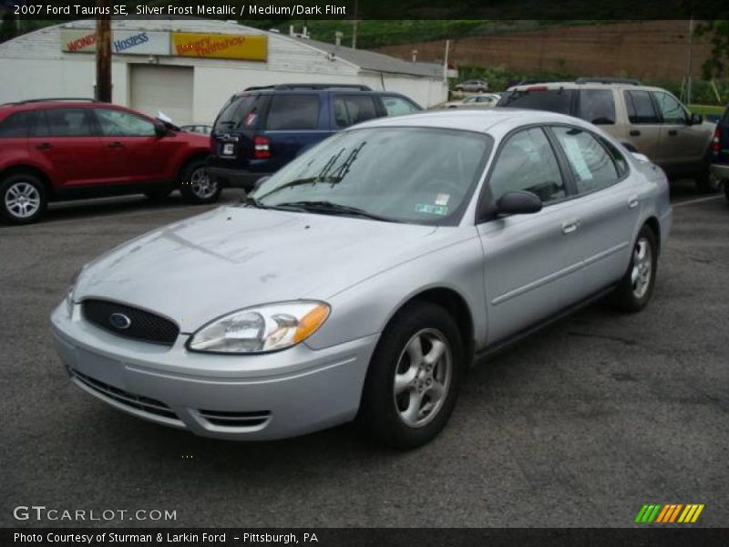 Silver Frost Metallic / Medium/Dark Flint 2007 Ford Taurus SE