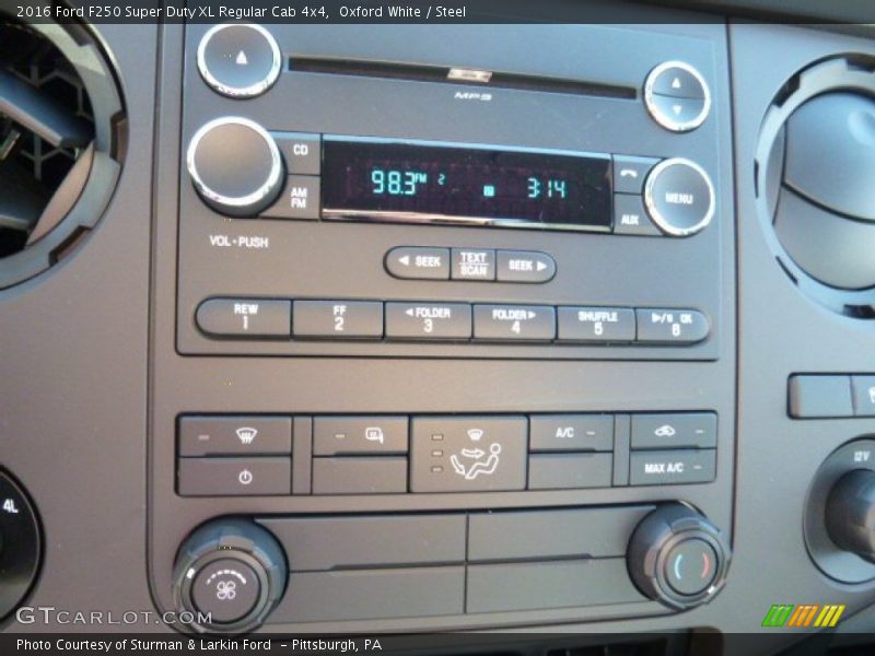 Oxford White / Steel 2016 Ford F250 Super Duty XL Regular Cab 4x4