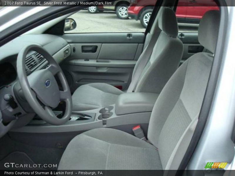 Silver Frost Metallic / Medium/Dark Flint 2007 Ford Taurus SE