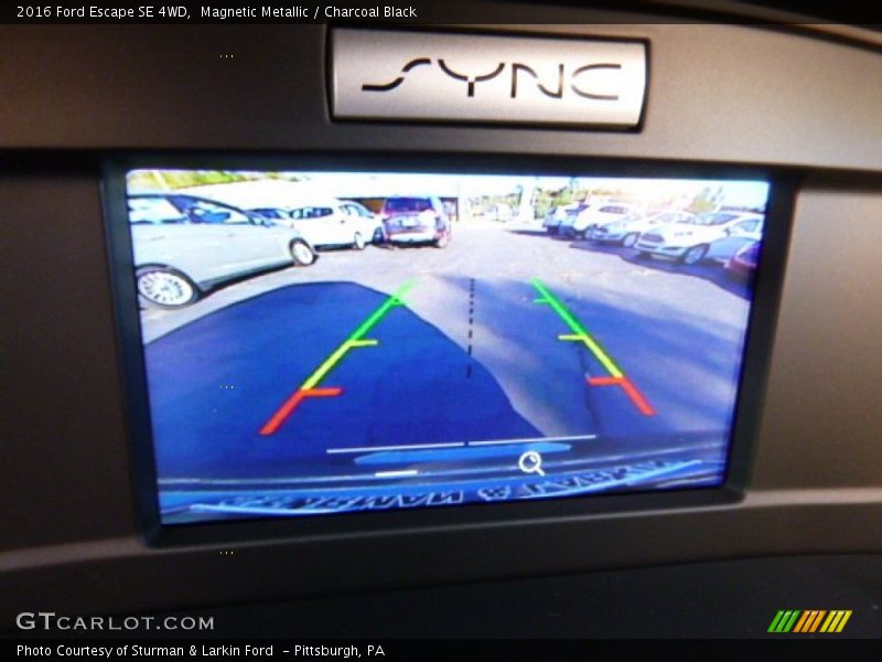 Magnetic Metallic / Charcoal Black 2016 Ford Escape SE 4WD