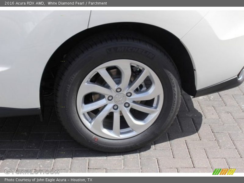 White Diamond Pearl / Parchment 2016 Acura RDX AWD