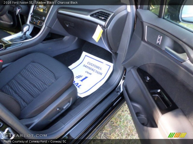 Shadow Black / Charcoal Black 2016 Ford Fusion SE