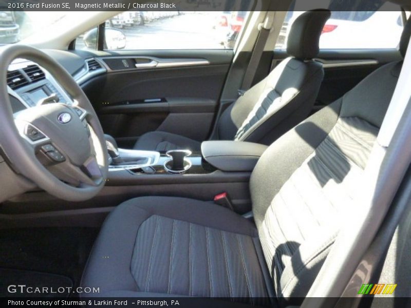 Magnetic Metallic / Charcoal Black 2016 Ford Fusion SE