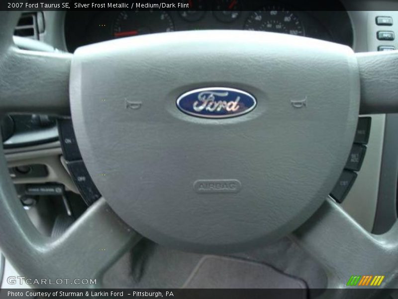 Silver Frost Metallic / Medium/Dark Flint 2007 Ford Taurus SE
