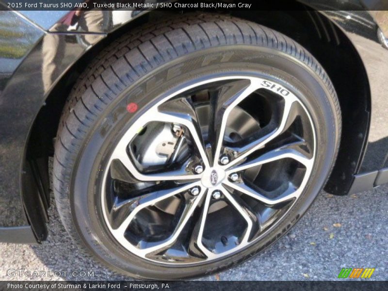  2015 Taurus SHO AWD Wheel
