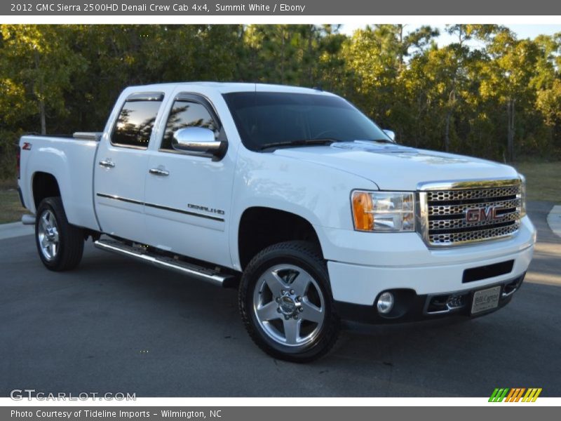 Front 3/4 View of 2012 Sierra 2500HD Denali Crew Cab 4x4