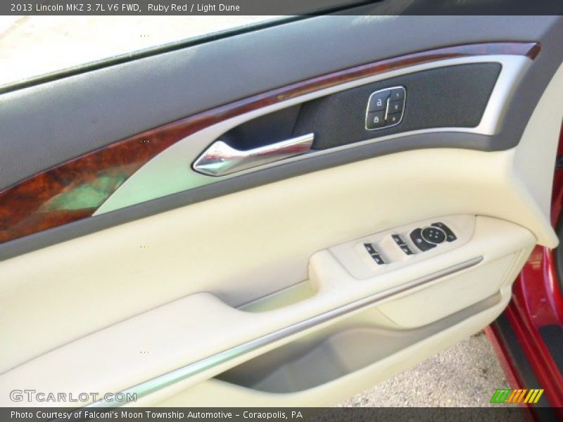 Ruby Red / Light Dune 2013 Lincoln MKZ 3.7L V6 FWD
