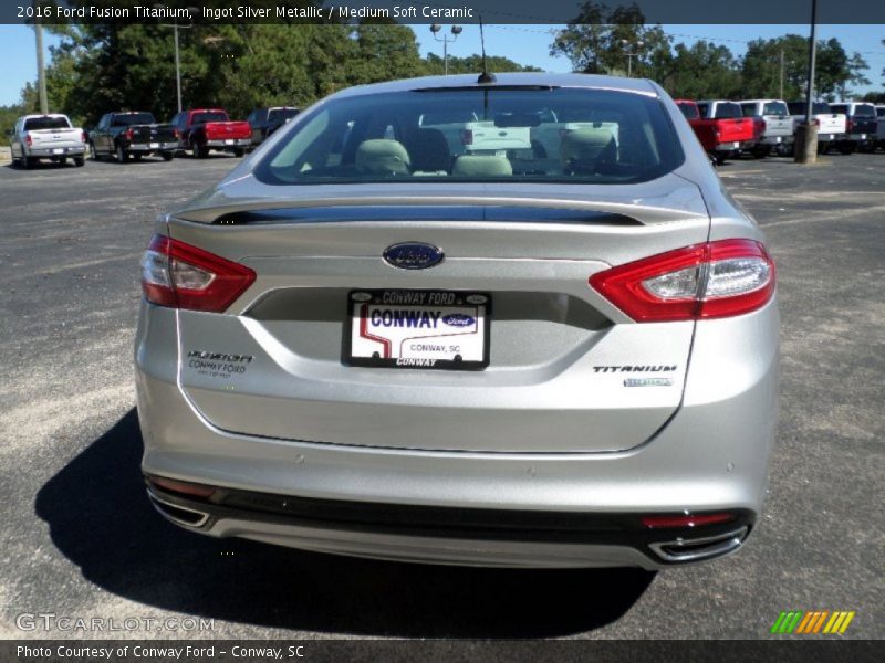Ingot Silver Metallic / Medium Soft Ceramic 2016 Ford Fusion Titanium