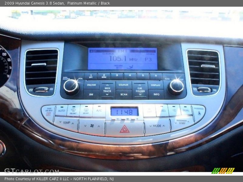 Platinum Metallic / Black 2009 Hyundai Genesis 3.8 Sedan