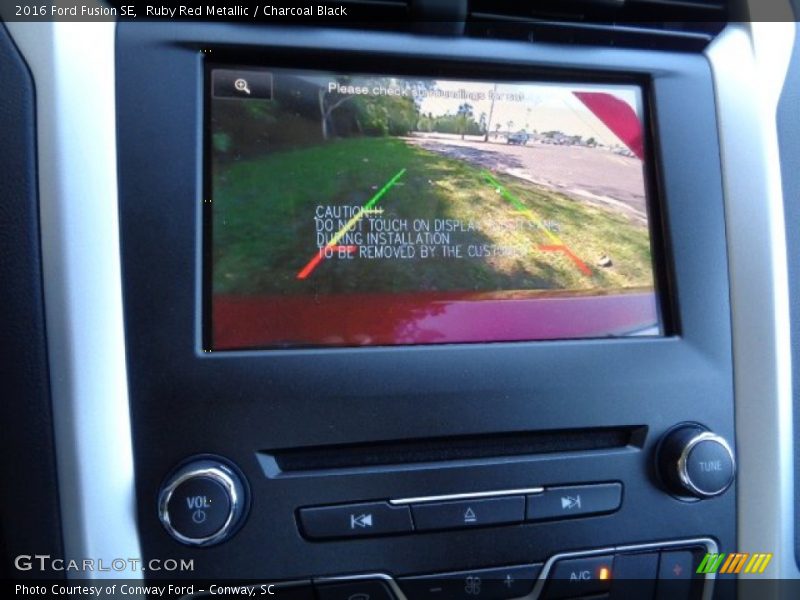 Ruby Red Metallic / Charcoal Black 2016 Ford Fusion SE