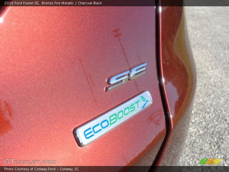 Bronze Fire Metallic / Charcoal Black 2016 Ford Fusion SE