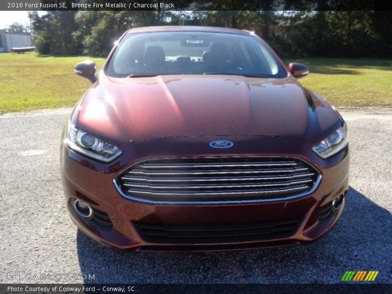 Bronze Fire Metallic / Charcoal Black 2016 Ford Fusion SE