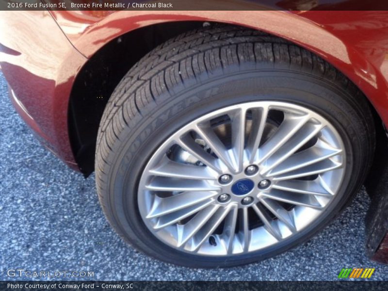 Bronze Fire Metallic / Charcoal Black 2016 Ford Fusion SE