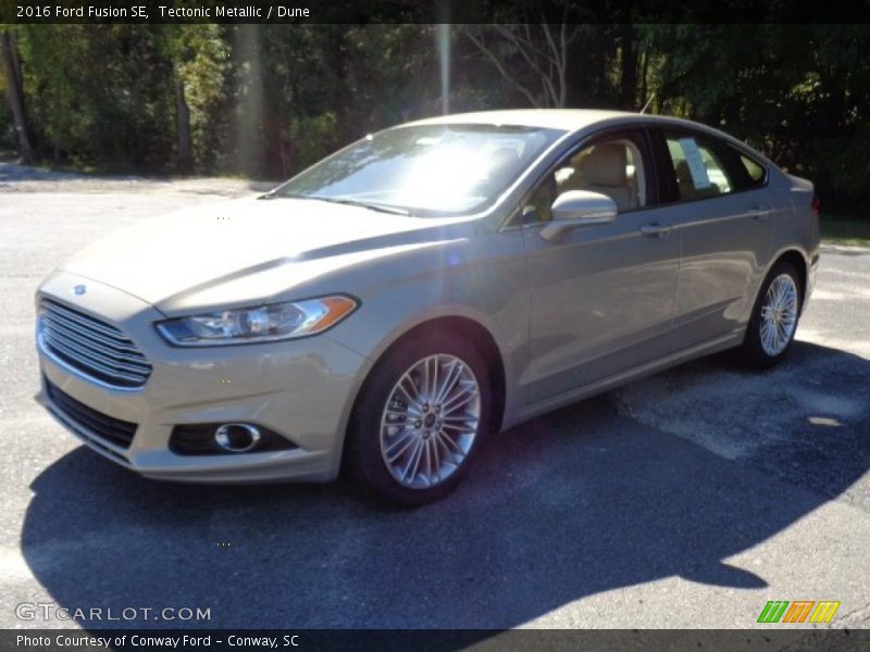 Tectonic Metallic / Dune 2016 Ford Fusion SE