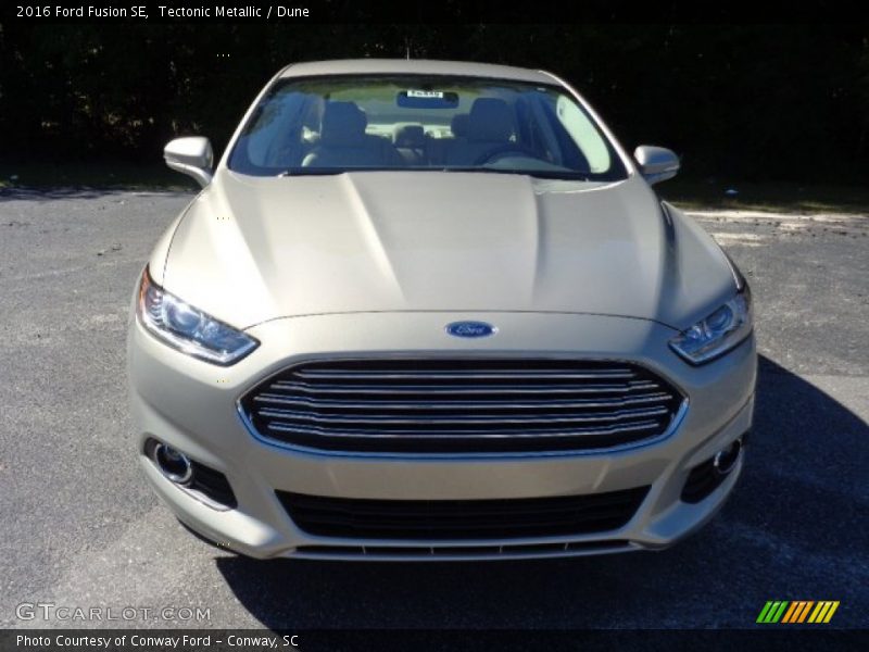 Tectonic Metallic / Dune 2016 Ford Fusion SE