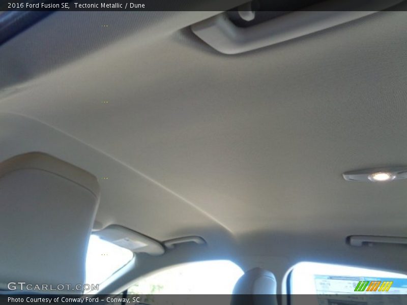 Tectonic Metallic / Dune 2016 Ford Fusion SE