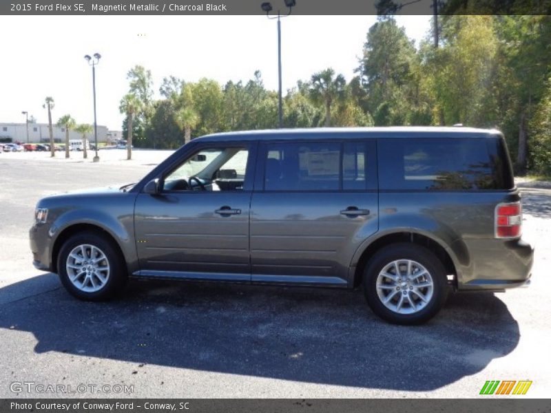 Magnetic Metallic / Charcoal Black 2015 Ford Flex SE