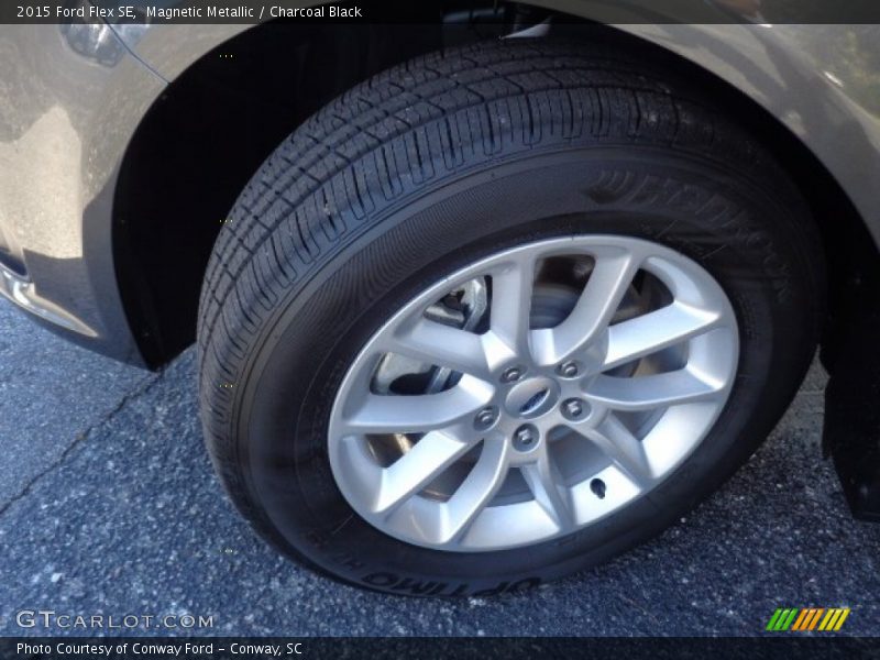 Magnetic Metallic / Charcoal Black 2015 Ford Flex SE