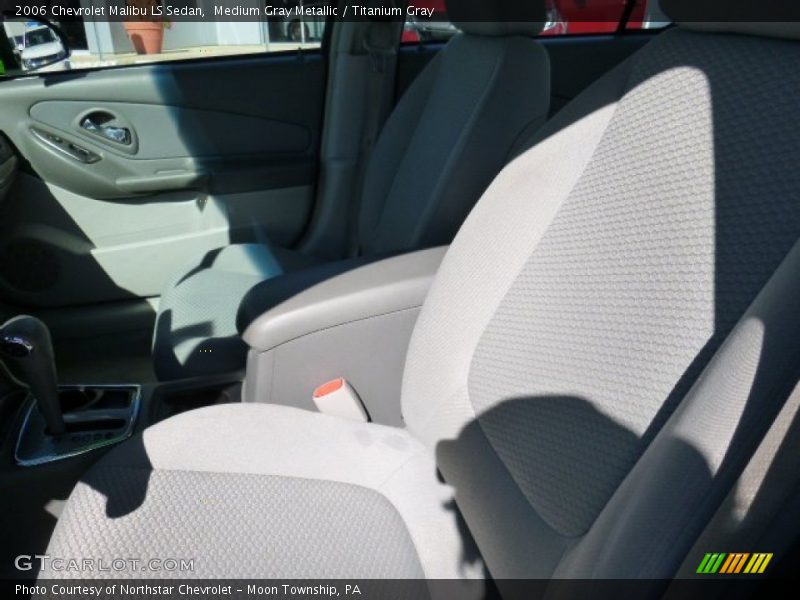 Medium Gray Metallic / Titanium Gray 2006 Chevrolet Malibu LS Sedan