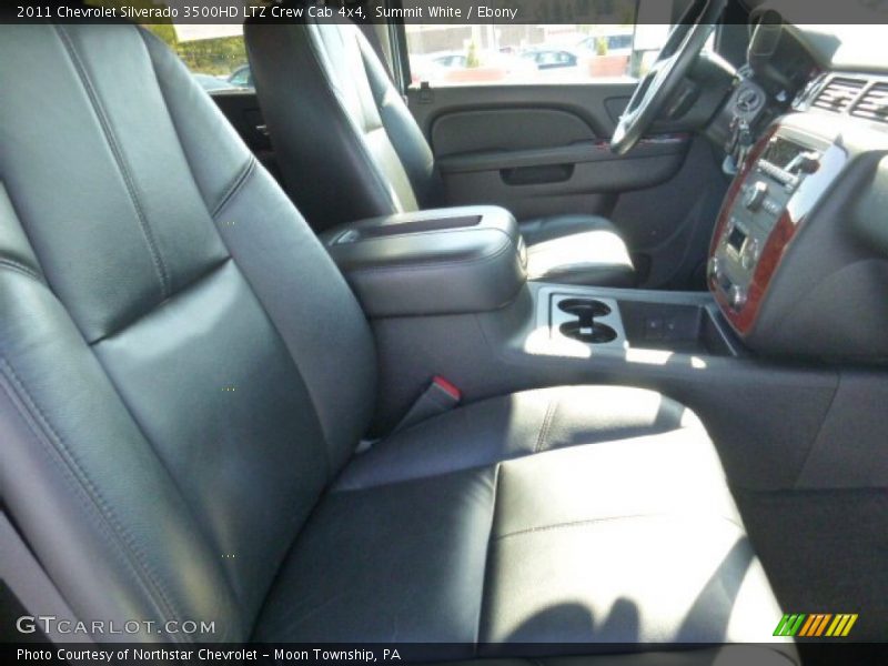 Summit White / Ebony 2011 Chevrolet Silverado 3500HD LTZ Crew Cab 4x4