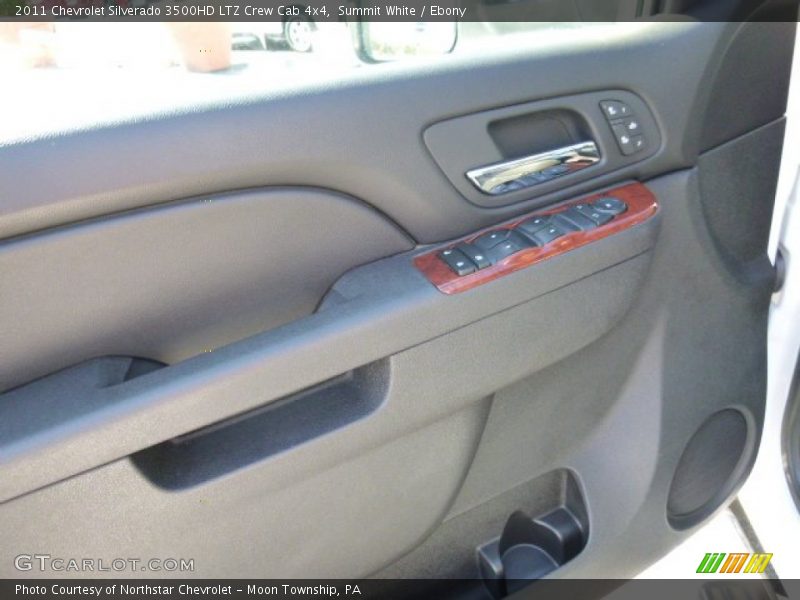 Summit White / Ebony 2011 Chevrolet Silverado 3500HD LTZ Crew Cab 4x4