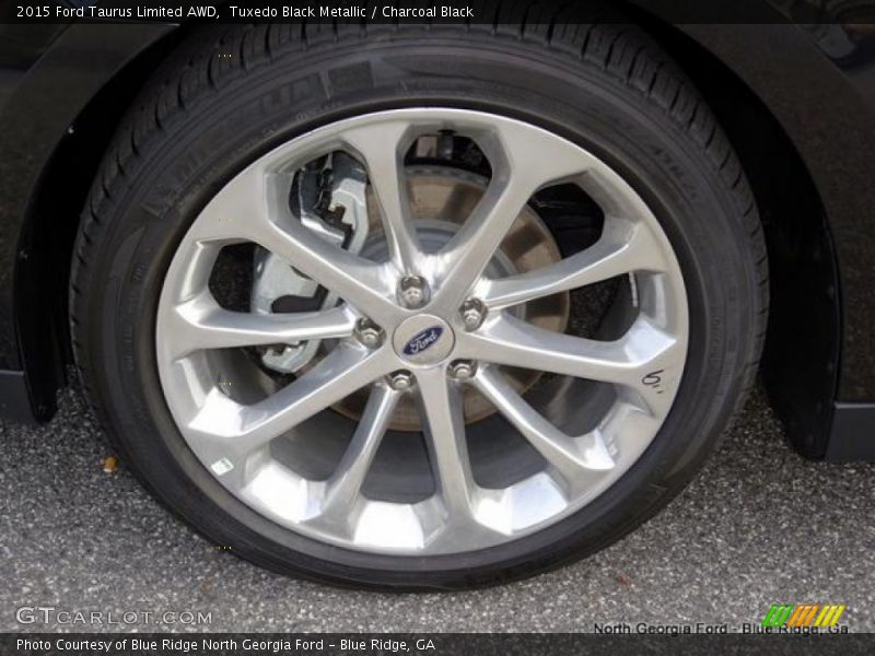 Tuxedo Black Metallic / Charcoal Black 2015 Ford Taurus Limited AWD
