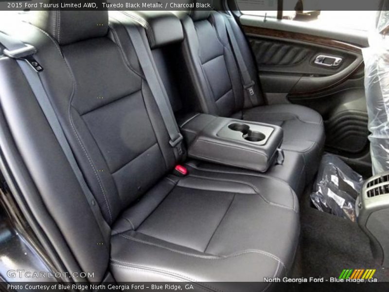 Tuxedo Black Metallic / Charcoal Black 2015 Ford Taurus Limited AWD