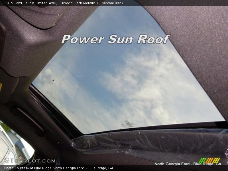 Tuxedo Black Metallic / Charcoal Black 2015 Ford Taurus Limited AWD