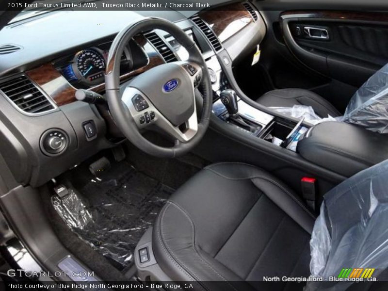 Tuxedo Black Metallic / Charcoal Black 2015 Ford Taurus Limited AWD