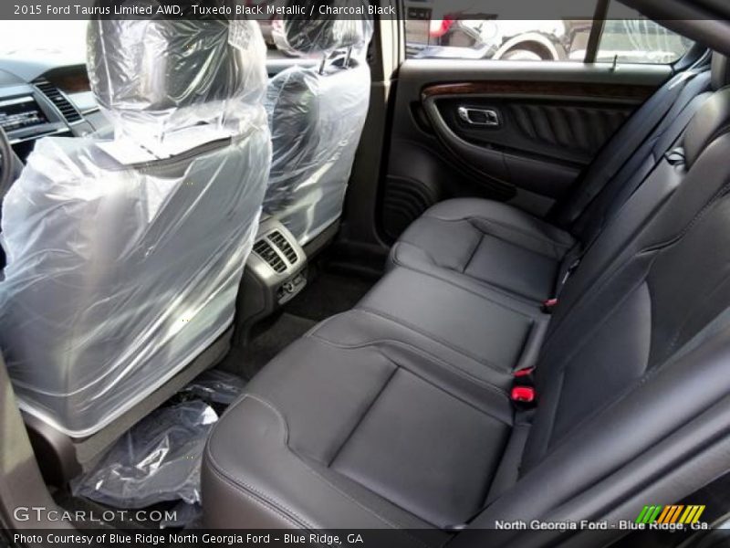 Tuxedo Black Metallic / Charcoal Black 2015 Ford Taurus Limited AWD