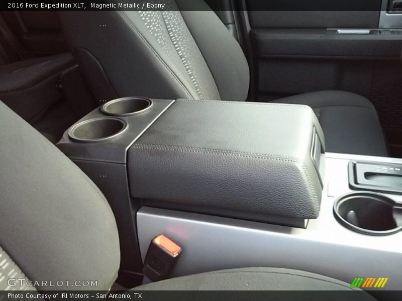 Magnetic Metallic / Ebony 2016 Ford Expedition XLT
