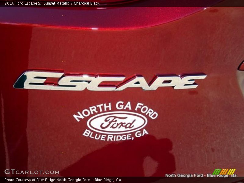 Sunset Metallic / Charcoal Black 2016 Ford Escape S