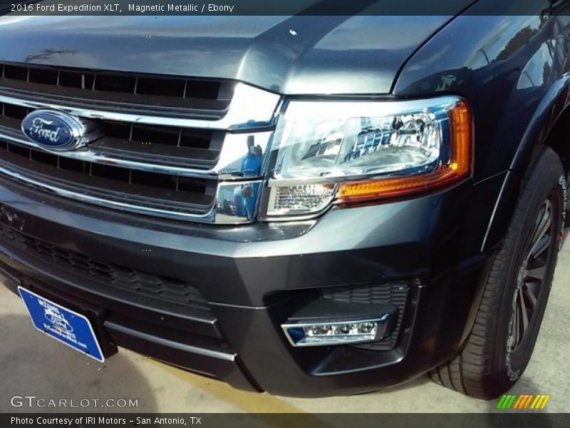 Magnetic Metallic / Ebony 2016 Ford Expedition XLT