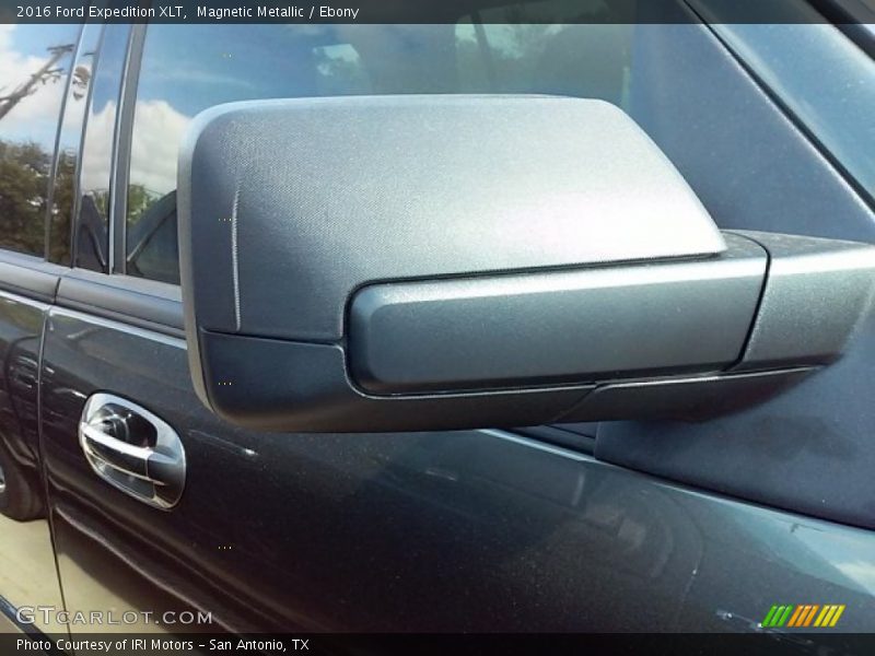 Magnetic Metallic / Ebony 2016 Ford Expedition XLT
