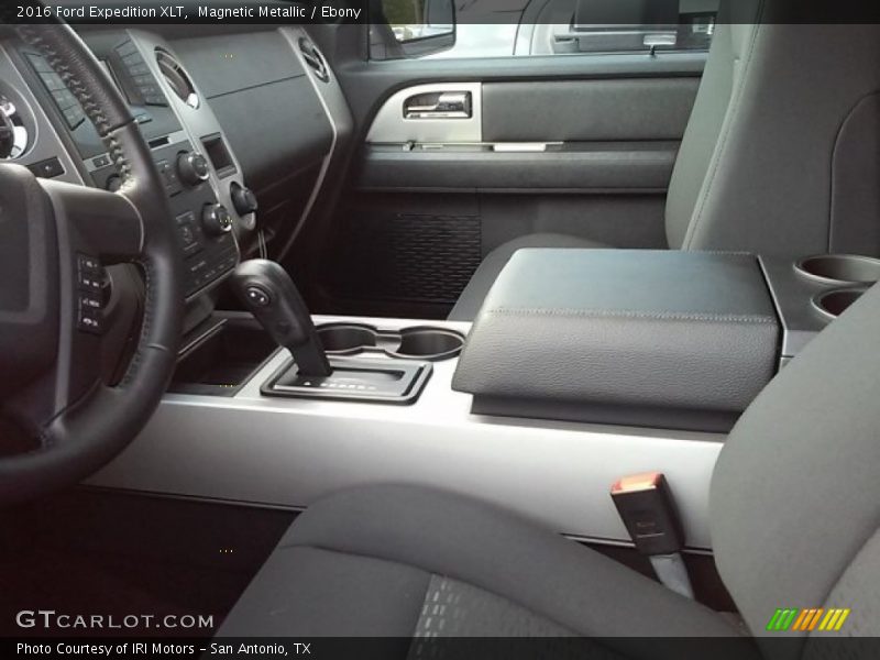 Magnetic Metallic / Ebony 2016 Ford Expedition XLT