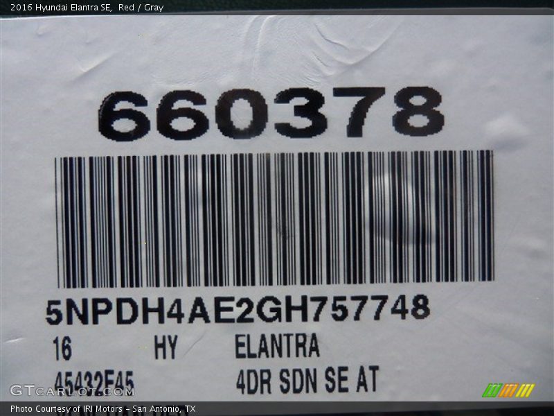 Red / Gray 2016 Hyundai Elantra SE