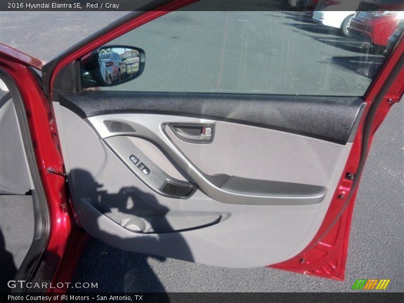 Red / Gray 2016 Hyundai Elantra SE