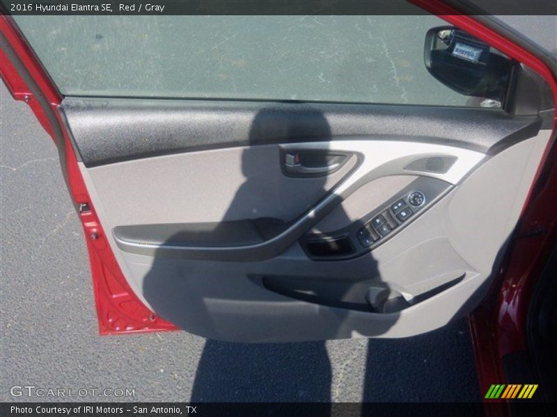 Red / Gray 2016 Hyundai Elantra SE
